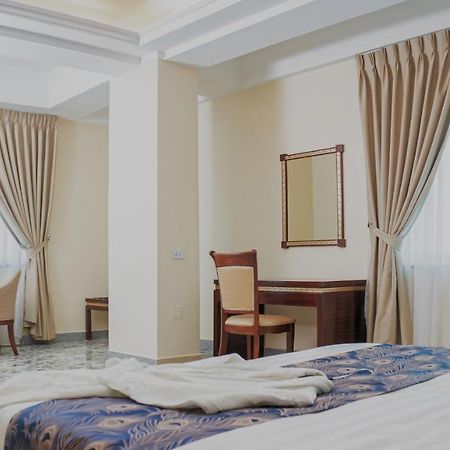 Dabi Hotel&Apartments Addis Abeba Buitenkant foto